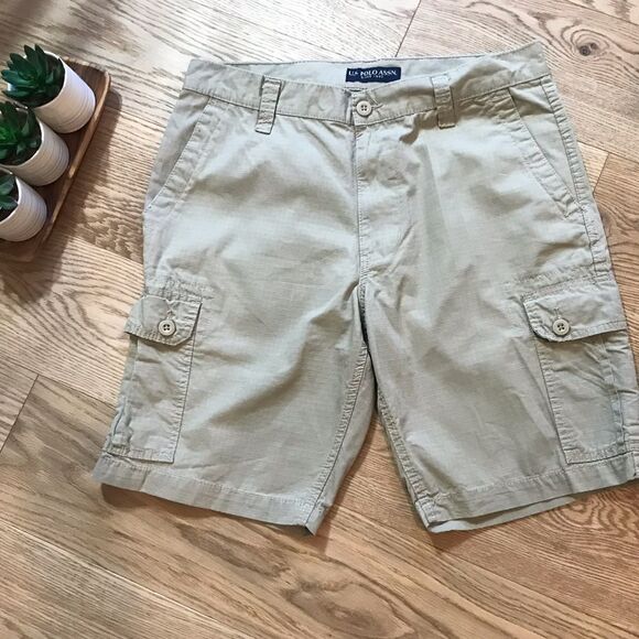 U.S. Polo Assn. Classic Flat front Cargo Shorts - Picture 2 of 8